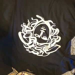 AUTHENTIC VERSACE T 👕